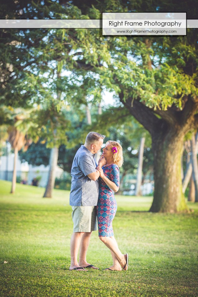 Sunset Engagement Photo Session on Waikiki Beach