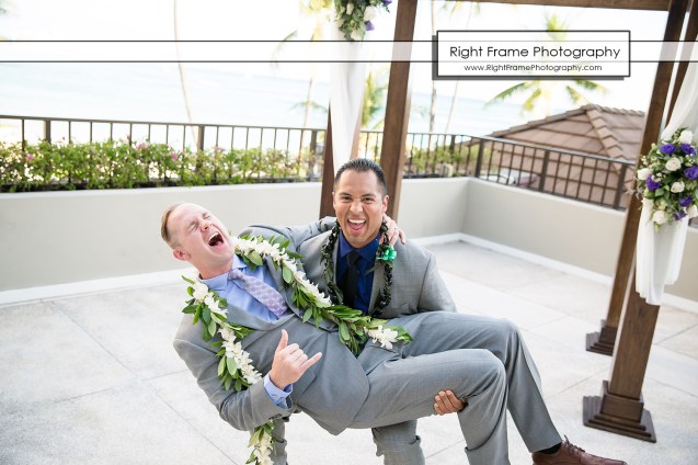 Waikiki Wedding at the Halekulani Hotel Hau Terrace
