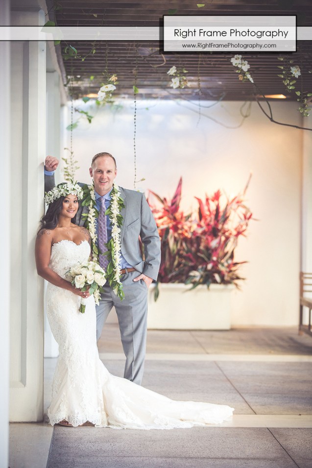 Waikiki Wedding at the Halekulani Hotel Hau Terrace