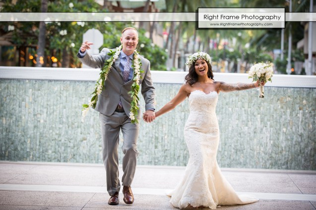 Waikiki Wedding at the Halekulani Hotel Hau Terrace