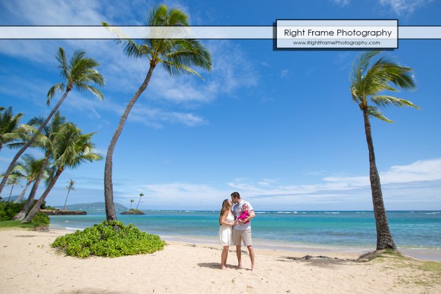 Family Photos on the Kahala Beach - The Kahala Hotel & Resort