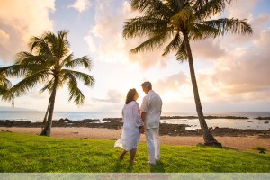 Oahu Anniversary Photographer