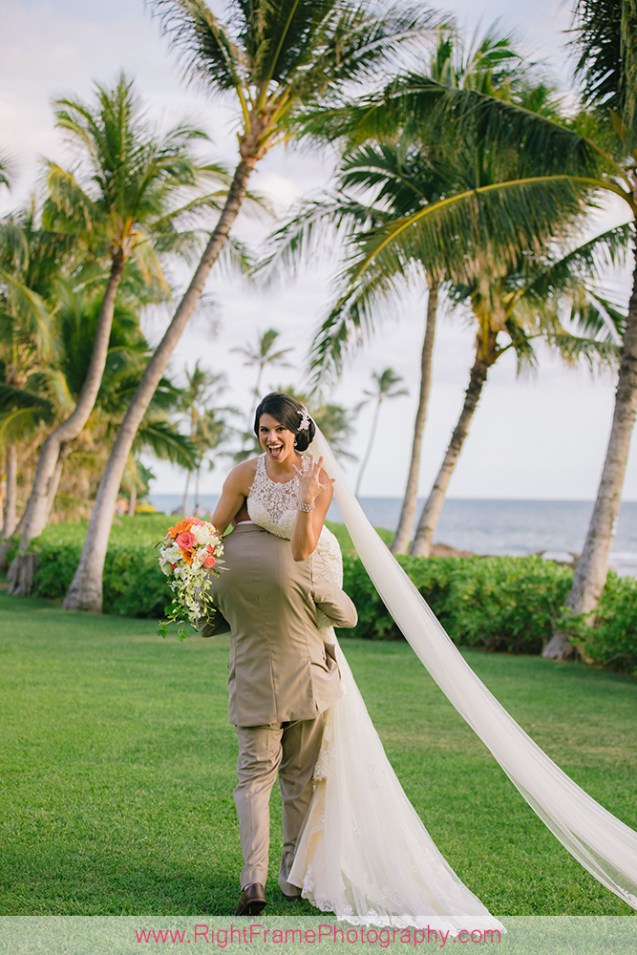 Destination Wedding Oahu PARADISE COVE LUAU