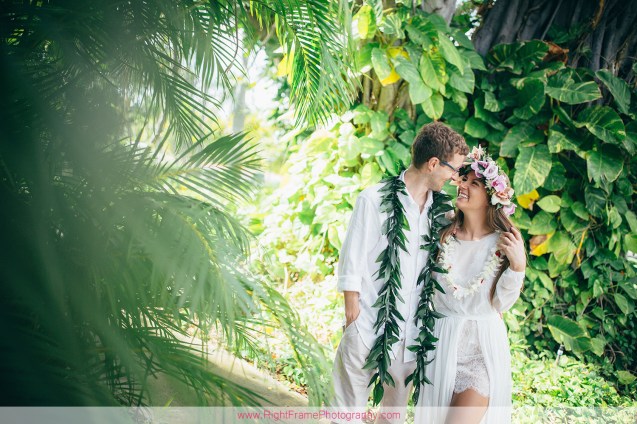 Elopement Photographer Honolulu Hawaii