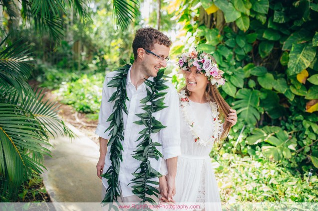 Elopement Photographer Honolulu Hawaii