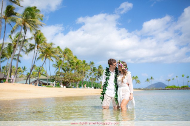 Elopement Photographer Honolulu Hawaii
